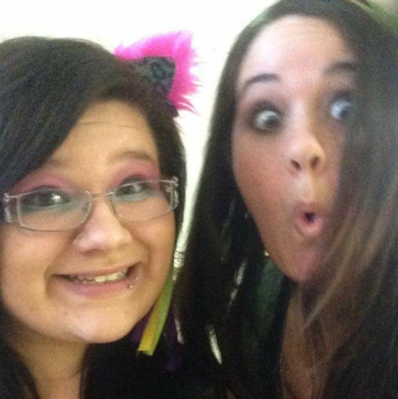 Meet your Posher, Jeanne - Picture 7 of 8